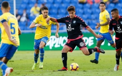 Undabarrena jugant un derbi Las Palmas-Tenerife | LFP